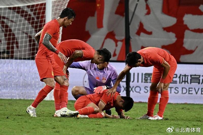 他们一个个都是挂职，有副董事长、总经理、总监，但实际上的业务和决策不需要他们负责。